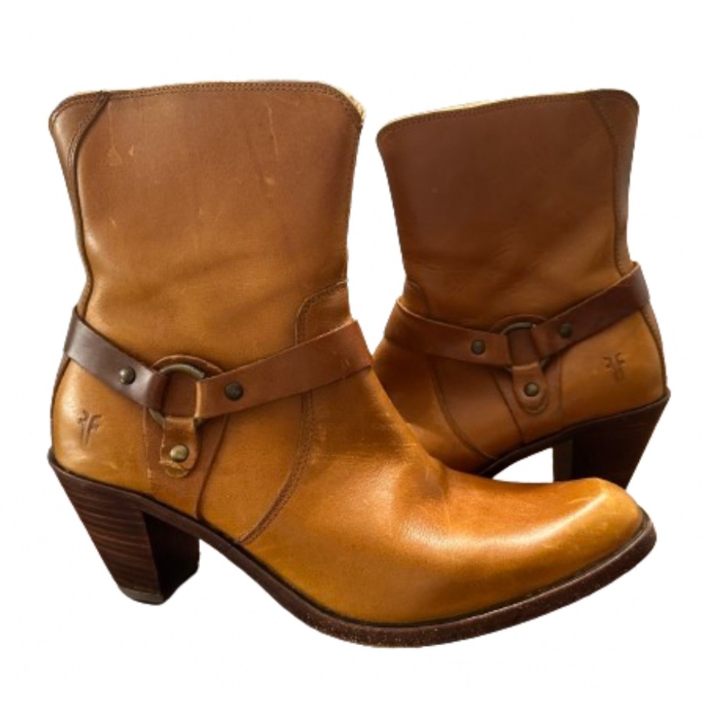 Vintage Frye western ankle boots, size 8